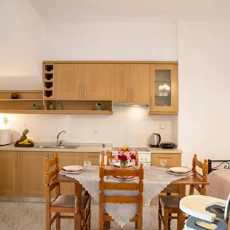 Apart Otel Sunrise Megalochori (Agistri)